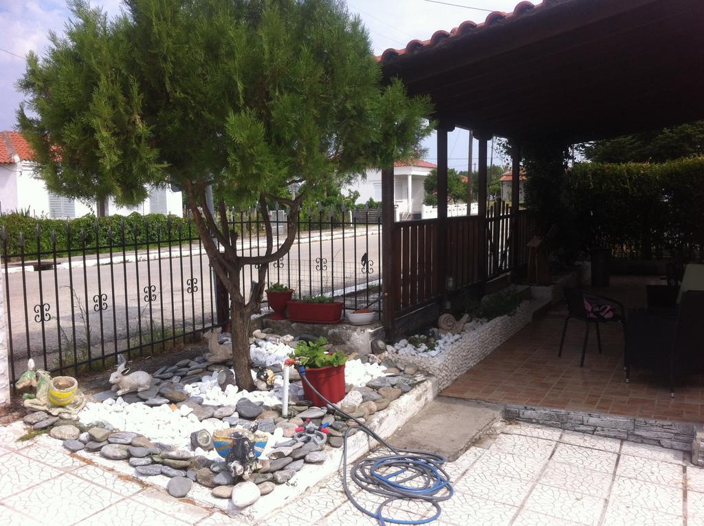 Hotel Loga Tycheron Exterior photo