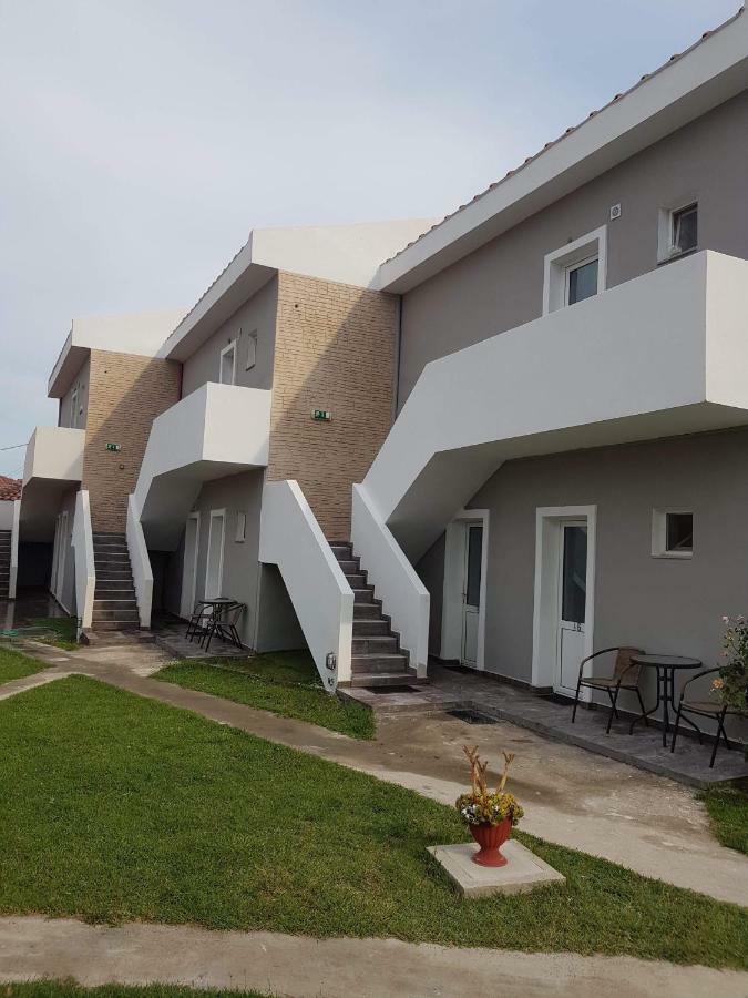 Hotel Loga Tycheron Exterior photo